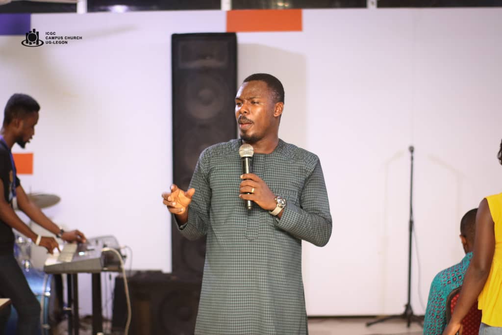 newbreedsarbah's tweet photo. 🙏Praise oh, praise Our lord and King. God is with us.
#Throwback
#Halfnight
#WeAreICGC
#NewbreedSarbah
#unashamedfamily https://t.co/neayOs10st