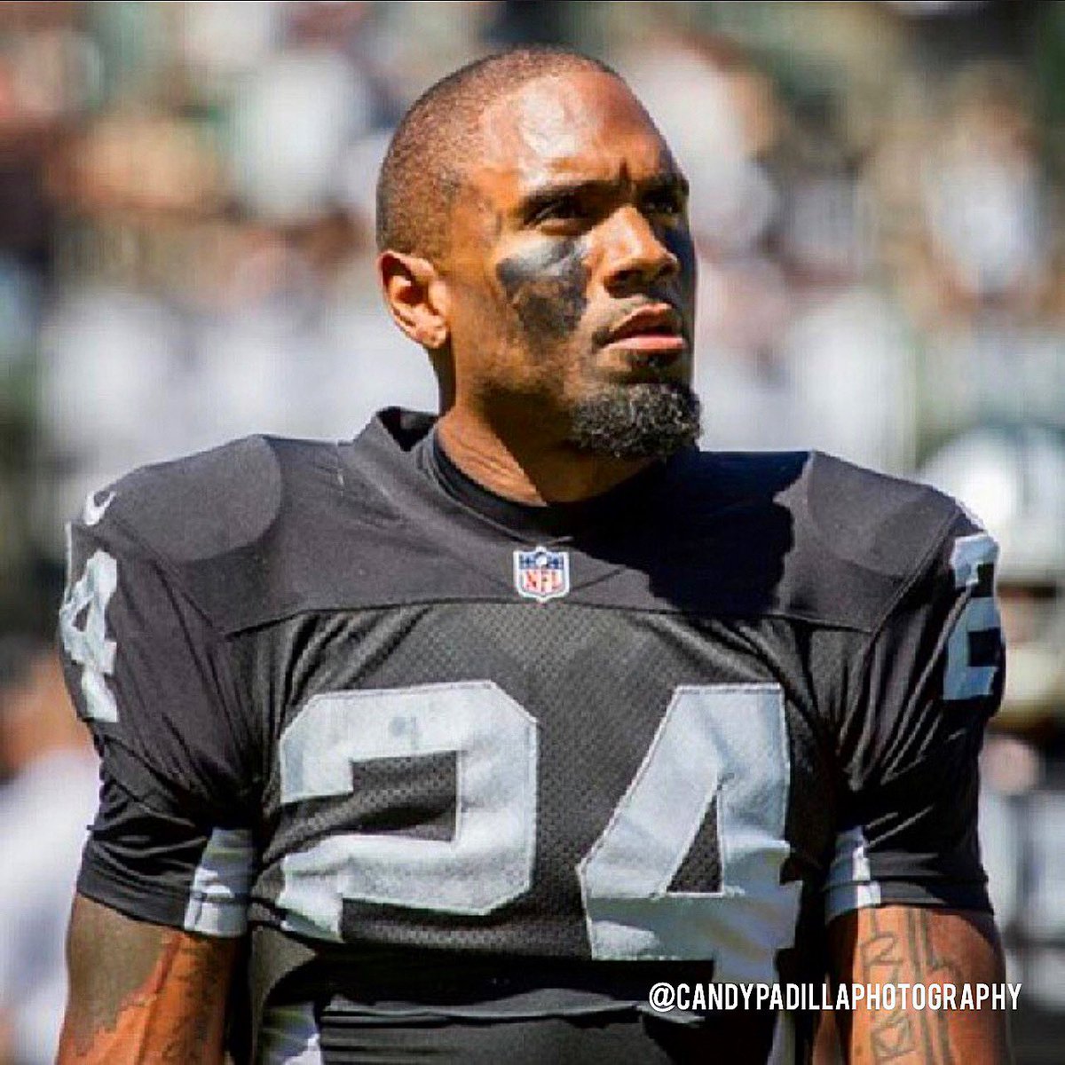 Candy_Padilla's tweet photo. Happy Birthday to Hall of Famer and Oakland Raider @CharlesWoodson 
#CharlesWoodson #Raiders #RaiderNation #OaklandRaidersForever https://t.co/YpusfQhPbI