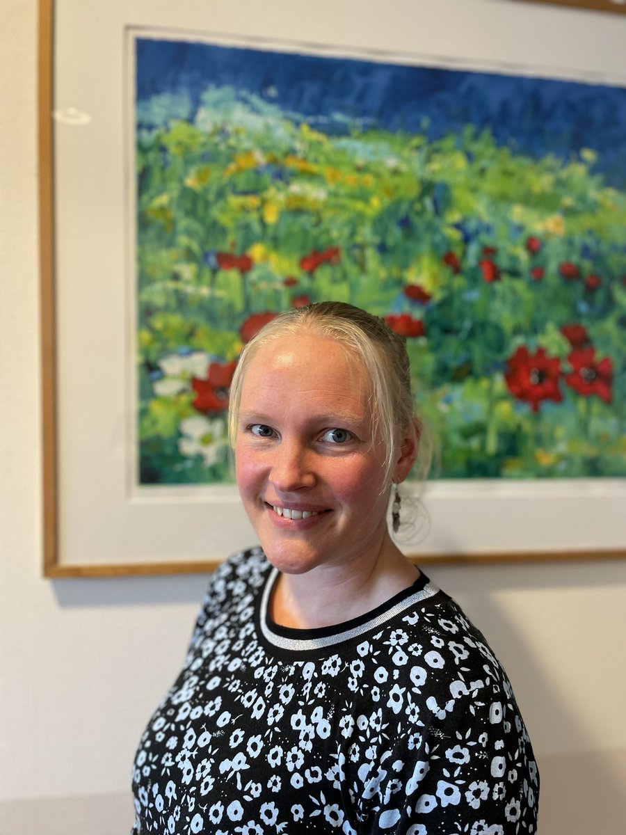 #BLOG 17 De vraag achter de vraag

Als het even niet zo lekker gaat met een leerling dan is het onze uitdaging om door middel van vragen en goed luisteren erachter te komen waar de blokkade ligt....

Lees hier meer...ja.nl/blog/17-de-vra…