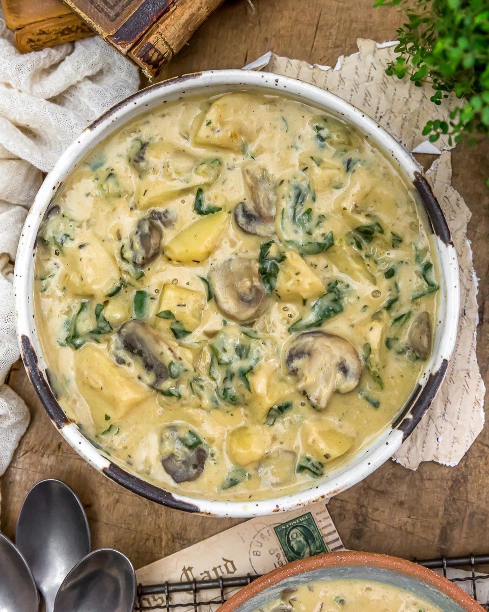 KitchnAdventure's tweet image. Wholesome, rich, and full of herbaceous flavor, this Creamy Herb Potato and Kale Stew is sure to please even the pickiest of eaters.
monkeyandmekitchenadventures.com/creamy-herb-po…