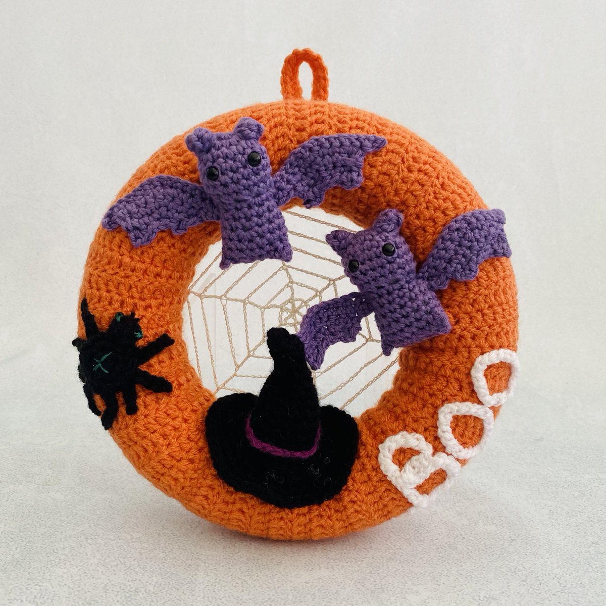 herts_crafts's tweet photo. 🎃 We still have some handmade Halloween wreaths &amp; Trick or Treat bags left 🎃
All profits go to @CHIPS (Children's Integrated Play Scheme)
Follow the link to our pop up shop
https://t.co/U20au63fnc
#halloween #Handmade #charityfundraiser 👻💀 https://t.co/gR1uuGT2lB