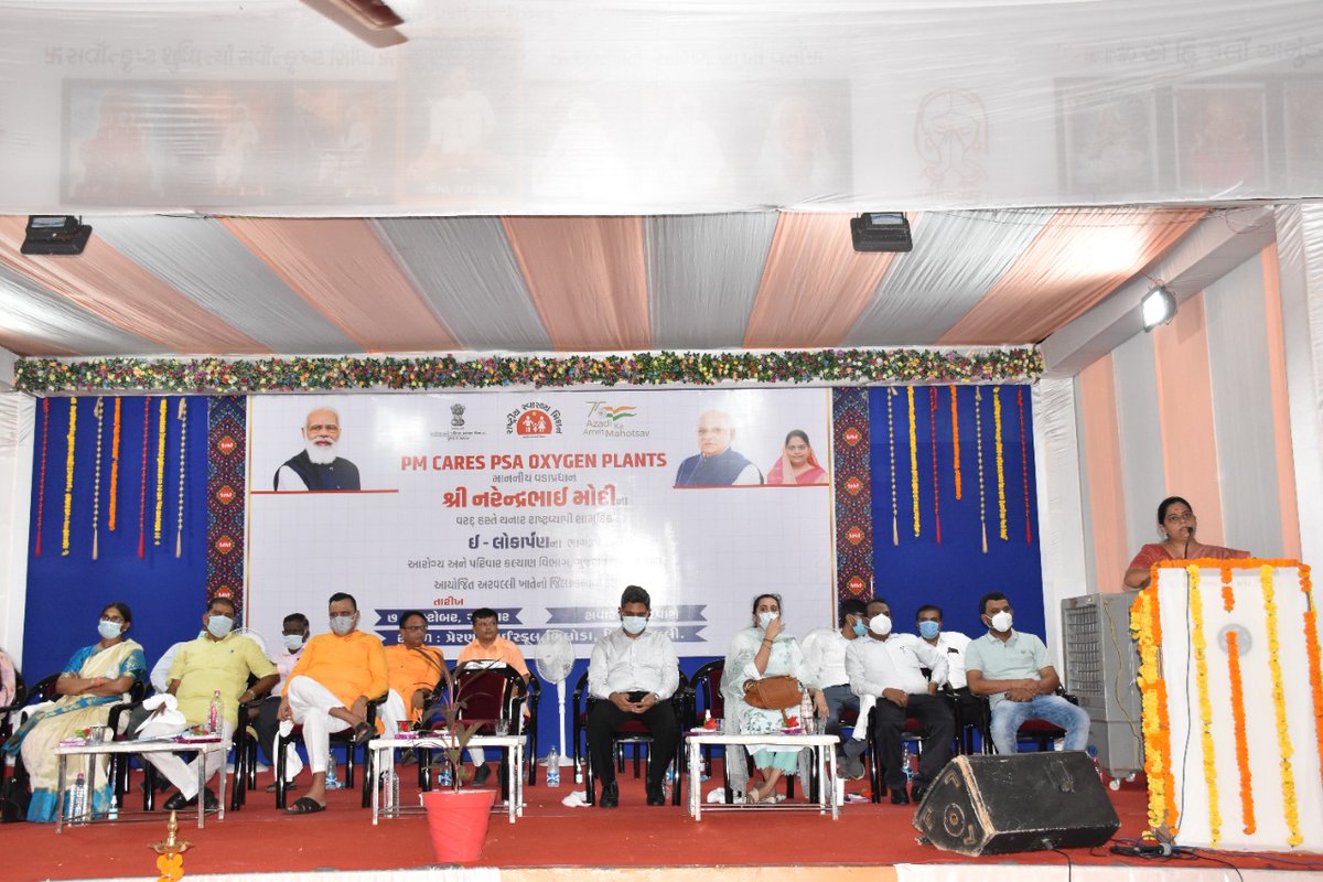 CollectorArv's tweet photo. માનનીય પ્રધાનમંત્રીશ્રી @narendramodi વરદ્દ હસ્તે ભારત ભરમાં વિવિધ સ્થળો પર "PSA OXYGEN PLANT'S" નું ઇ-લોકાર્પણ દ્વારા
અરવલ્લીના ભિલોડામાં આરોગ્ય અને પરિવાર કલ્યાણ વિભાગ મંત્રીશ્રી @Nimishaben_BJP ની ઉપસ્થિતિમાં PSA OXYGEN PLANT'S" નું લોકાર્પણ કરાયું
@pkumarias @CMOGuj https://t.co/mWTR0PKWAb
