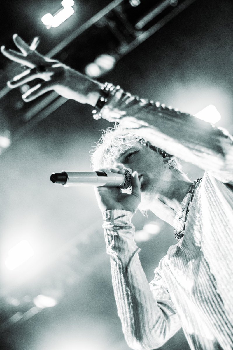 ▪️<a href="/machinegunkelly/">blonde don</a> at the <a href="/WalmartAMP/">ArkansasMusicPav</a> in Arkansas▪️
•
•
•
#machinegunkelly #MGK #mgkconcert  #mgkfans