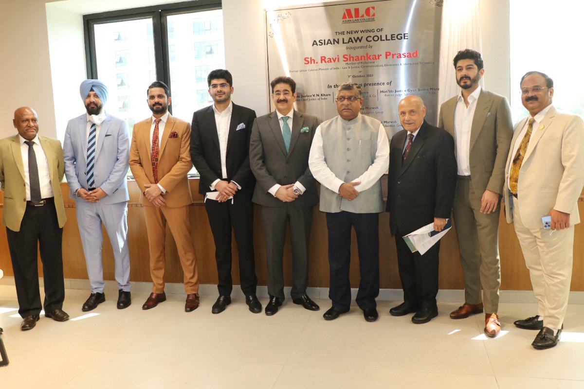 Inaugurated the new building of Asian Law College, NOIDA and addressed the young students of Law who will shape the future of legal profession in India and the world. Encouraged them to learn the emerging aspects of legal profession and wished them a bright career.