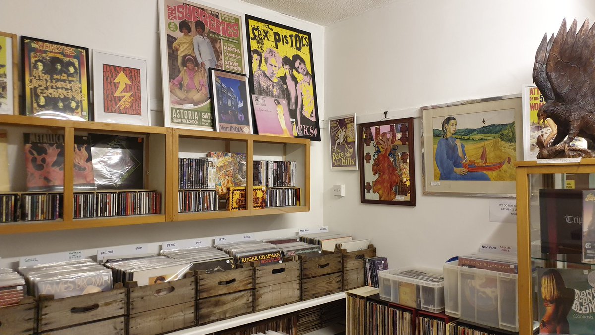 ShabbyTatt's tweet photo. #vinylrecords #vinyl #records @ShabbyTatt new and old a selection of second hand and brand new records available https://t.co/hi8dKT2BMf
