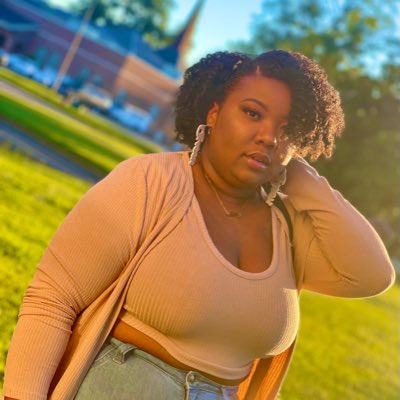 1ashleyemani's tweet photo. #NewProfilePic https://t.co/fyuP239iAl