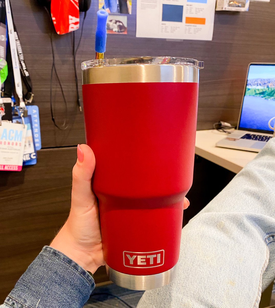 AbbyCollida's tweet photo. @YETICoolers Forgot it again today, took is as the Lord telling me to go get a new one. Digging the new fall colors btw #gigem https://t.co/9Yl48Tcd8R
