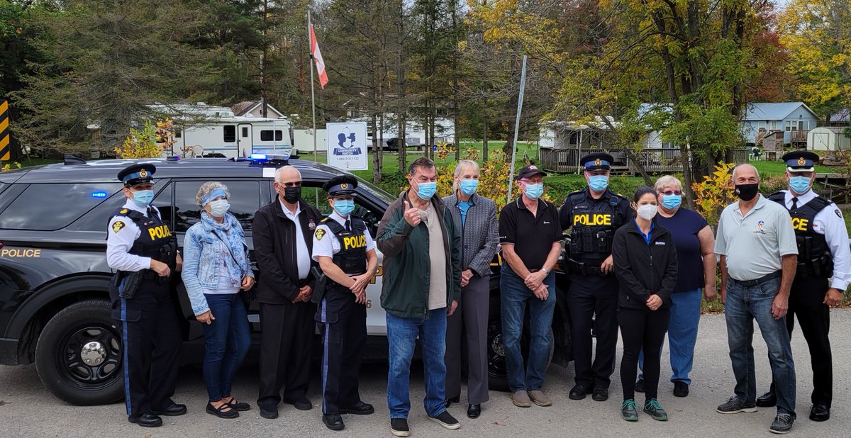 #OPPCommunityWatch launched yesterday on Duffy Drive <a href="/TayTownship/">Tay Township</a>. Great program to help community members and the police mobilize against criminal activity in their neighbourhood.^DH