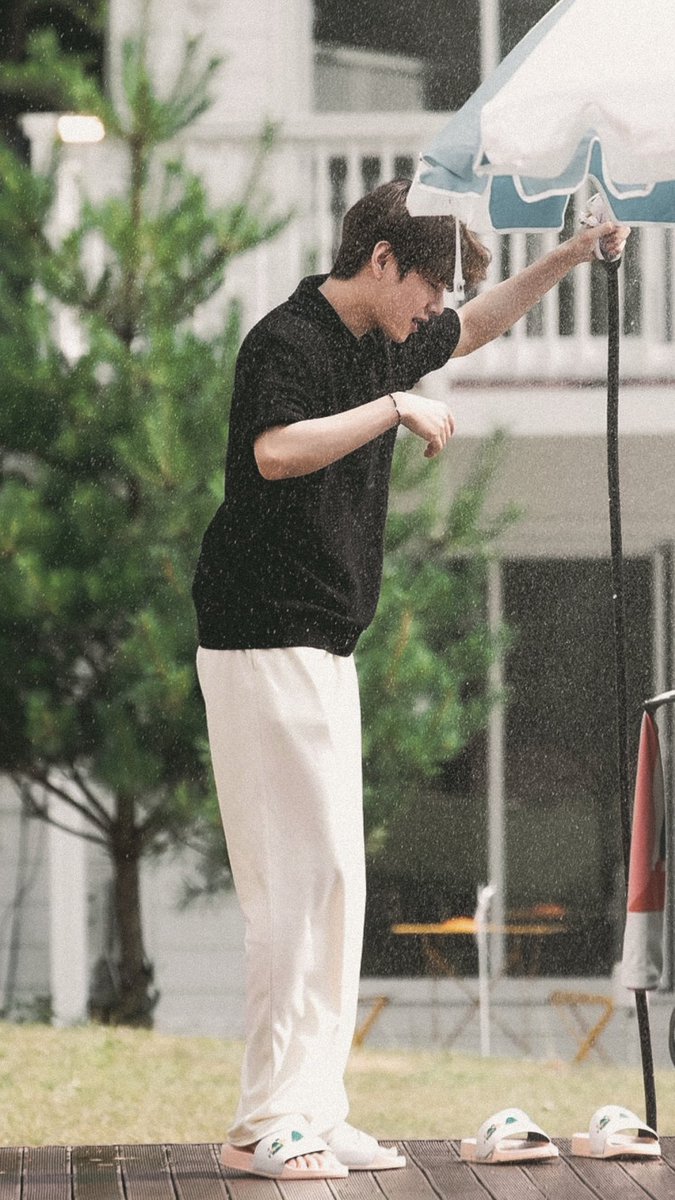 taeteland's tweet photo. warm taehyung https://t.co/jACG1izHEy