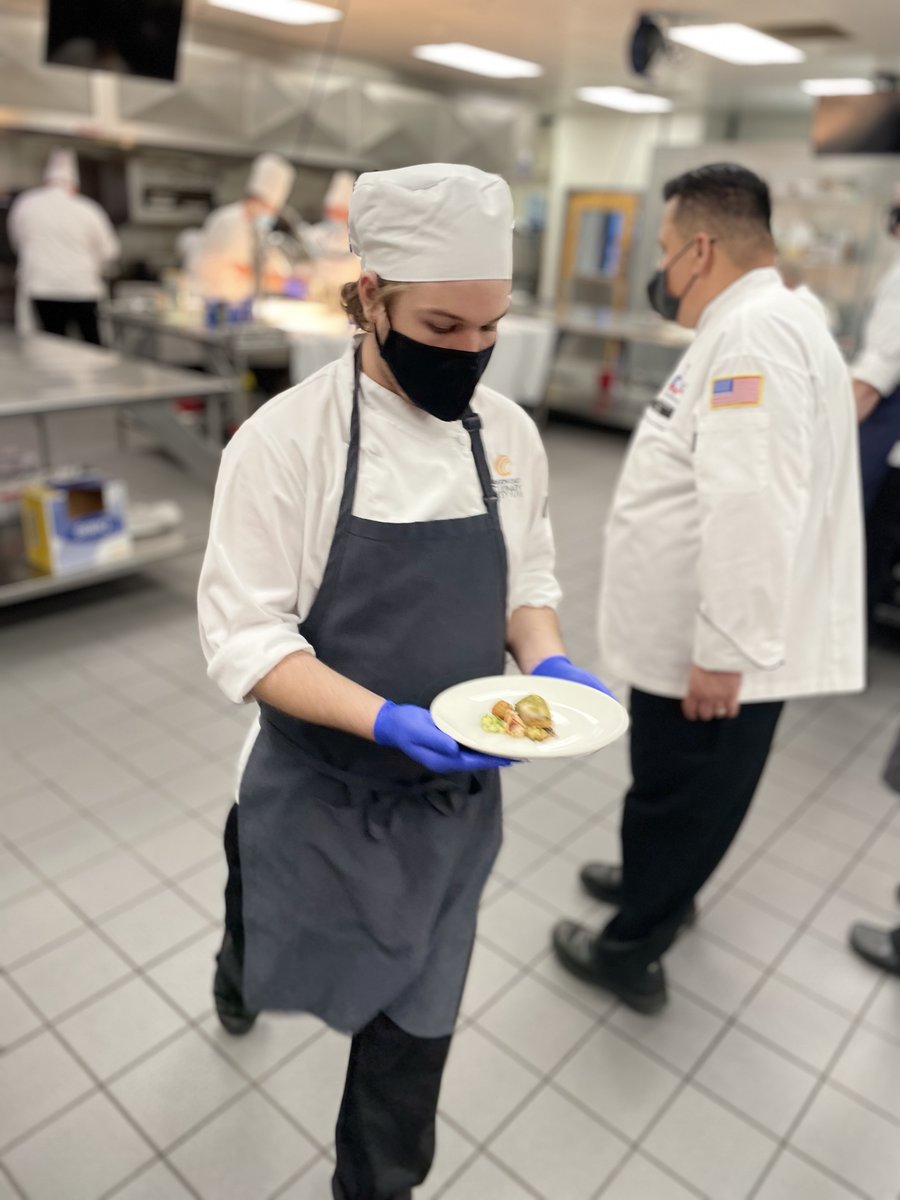 swocc's tweet photo. Thank You ACF Team USA for the exciting week we had learning and working with the chefs, managers, and coaches. The experience was invaluable to our students. #ACFChef #FutureChef #SWOCCbound #OCCI #OCCIbound https://t.co/nZB9LHEmEf