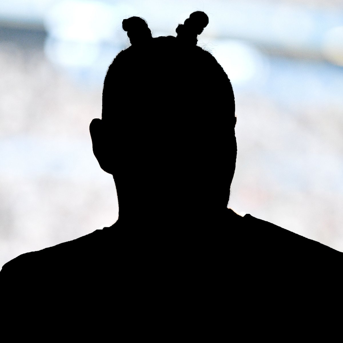 Who's this? 🧐

#UEL
