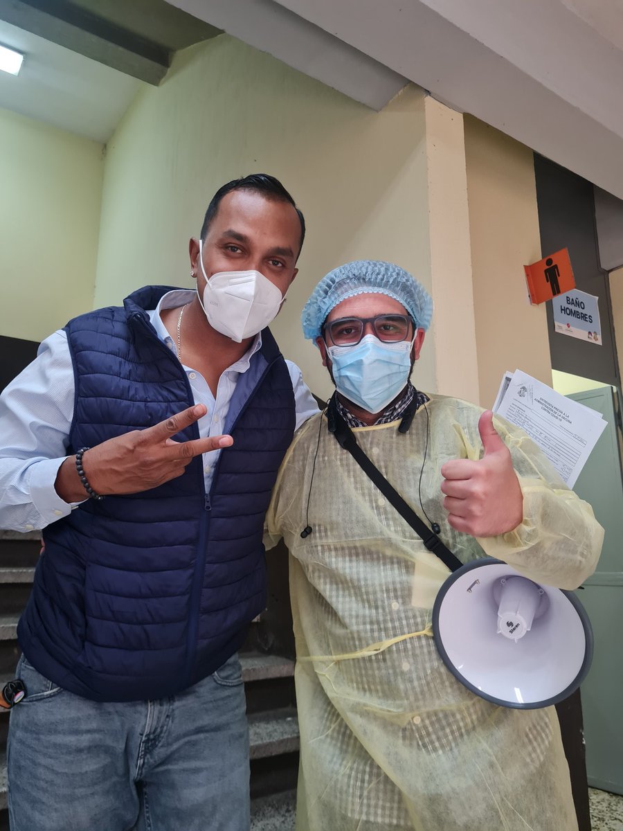 Le vine a decir en persona al dr <a href="/OFM2020/">OtTo</a> que es un crack! Tienen que escucharlo dar las charlas antes de la vacuna, gracias Doc siga dándole con todo!