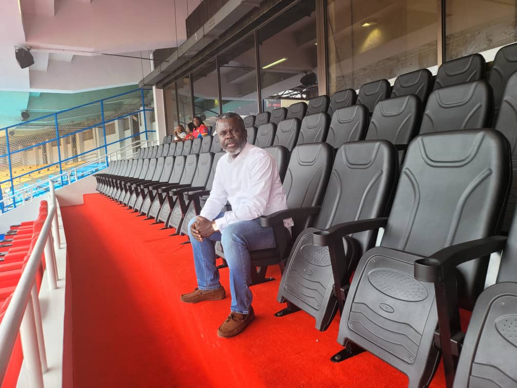 IsralMutombo11's tweet photo. Félicitations aux léopards pour la victoire d'aujourd'hui et félicitations également au gouvernement pour la modernisation du stade de martyrs.

Réhabiliter oui mais garder toujours le stade des martyrs propre serait meilleur. https://t.co/bdiqZnGvDw