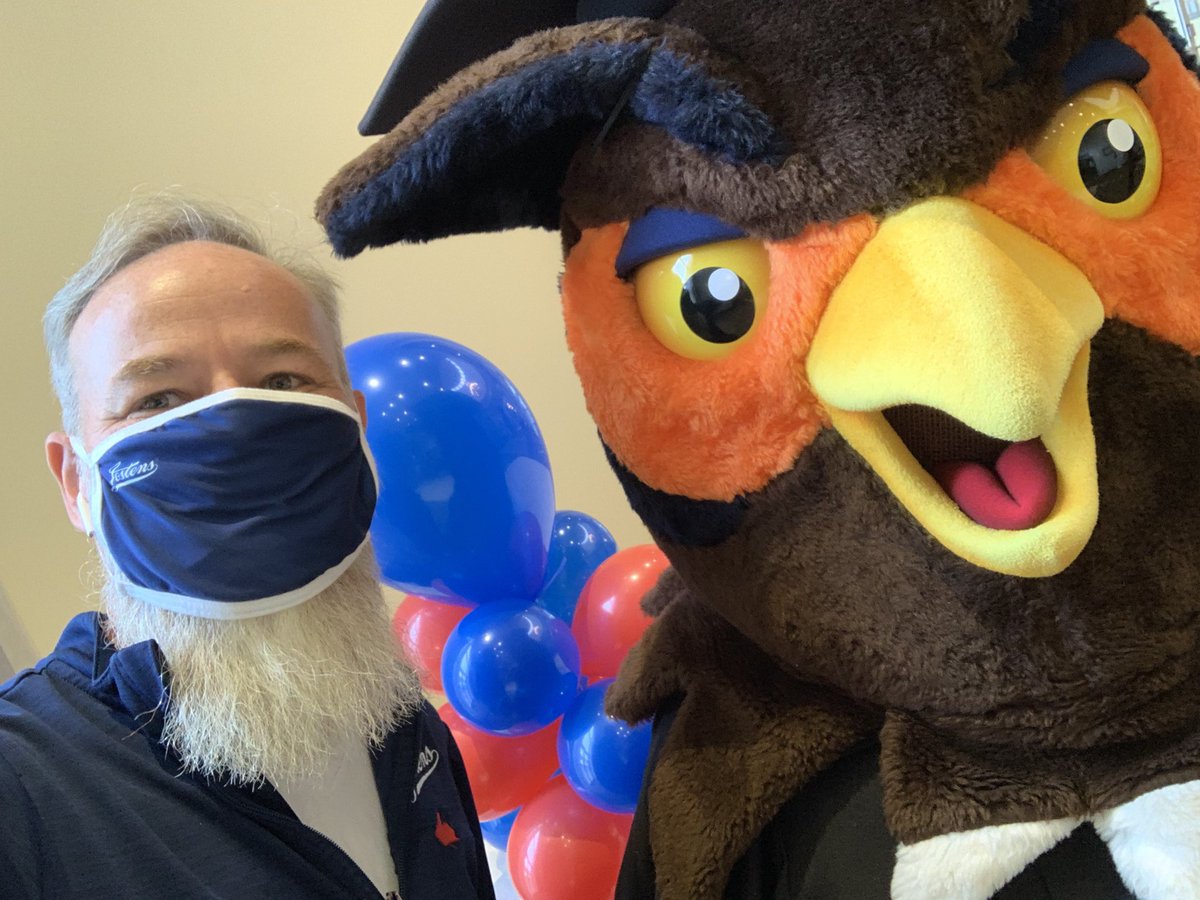 JostensPaul's tweet photo. Are you โcrossing the stageโ today? #GHGrad #tradition #classof2019 #classof2020 #classof2021 #guelphhumber #convocation #gradring #classring https://t.co/TqMvZkvld3