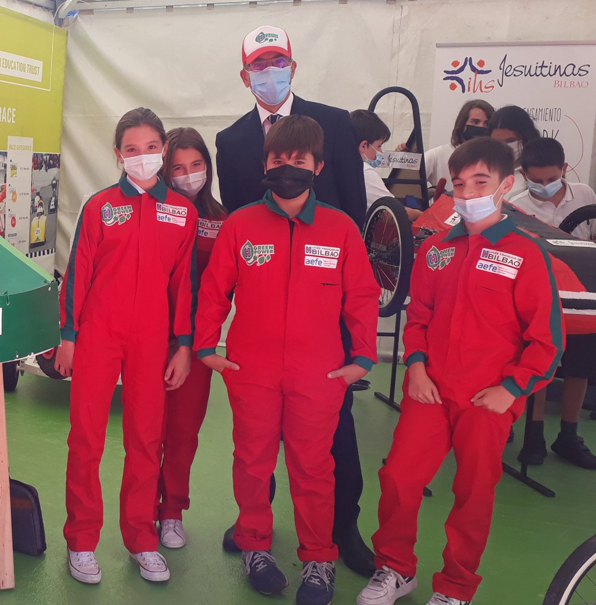YannBattefort's tweet photo. Zorionak ! Enhorabuena a los alumnos del @lfbilbao por la presentación de su coche eléctrico en el Congreso de la mobilidad urbana sostenible de @bilbao_udala 
#SUMBilbao21
@aefe
@Magsolabarrieta https://t.co/iviNazcQlI