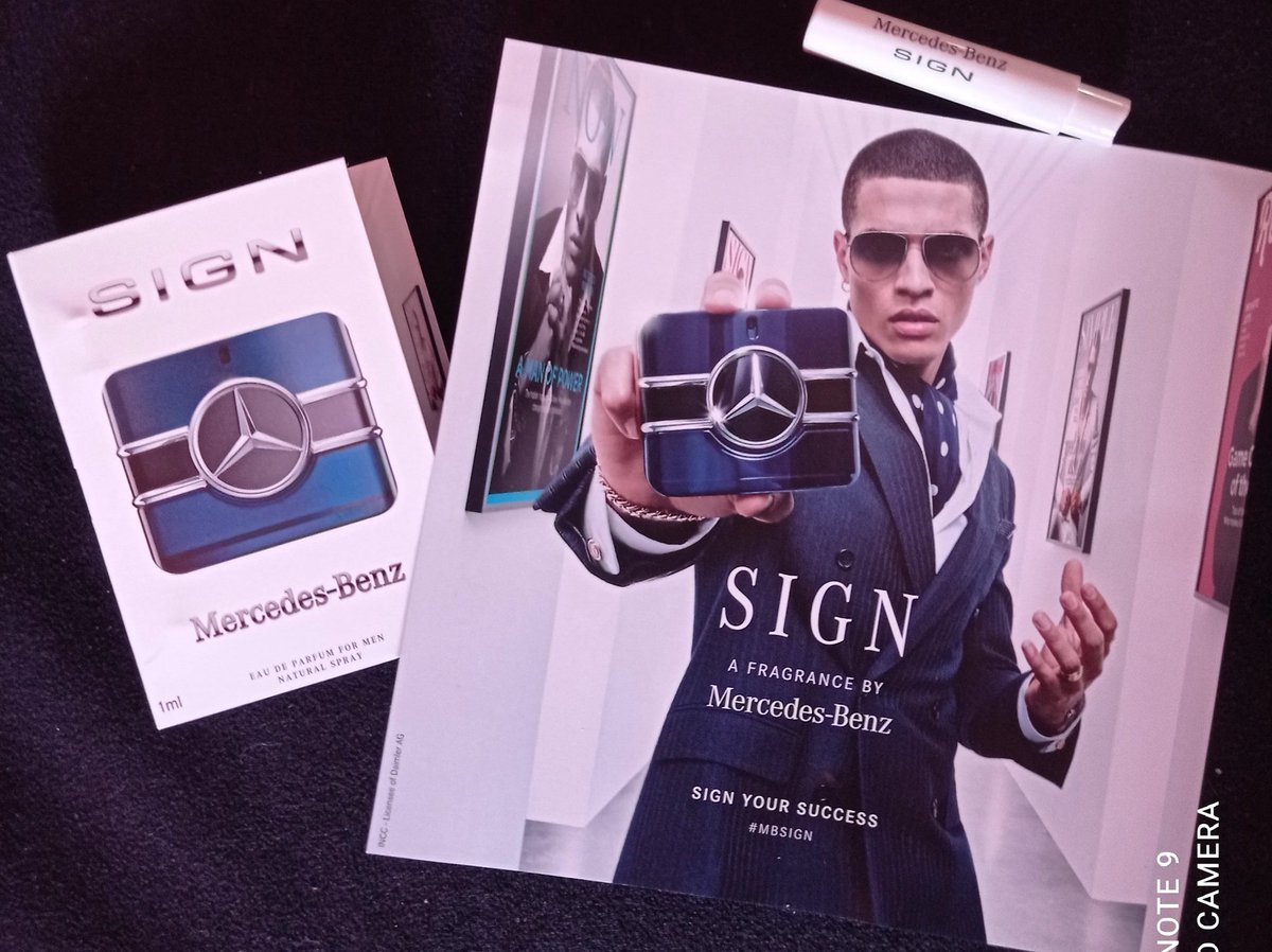 CUTTE25270127's tweet photo. Reçu de @vsamplicity un échantillon de la nouvelle Eau de Parfum SIGN signée Mercedes-Benz Parfums pour homme
🌺Senteurs 🌺 : cardamome du Guatemala, poivre rose, fève tonka, patchouli, lavande, fleur d'oranger.
Bonne idée de cadeau 👍 #sign #eaudeparfum #MBSIGN #Signyoursuccess https://t.co/OeuJjzMC9F