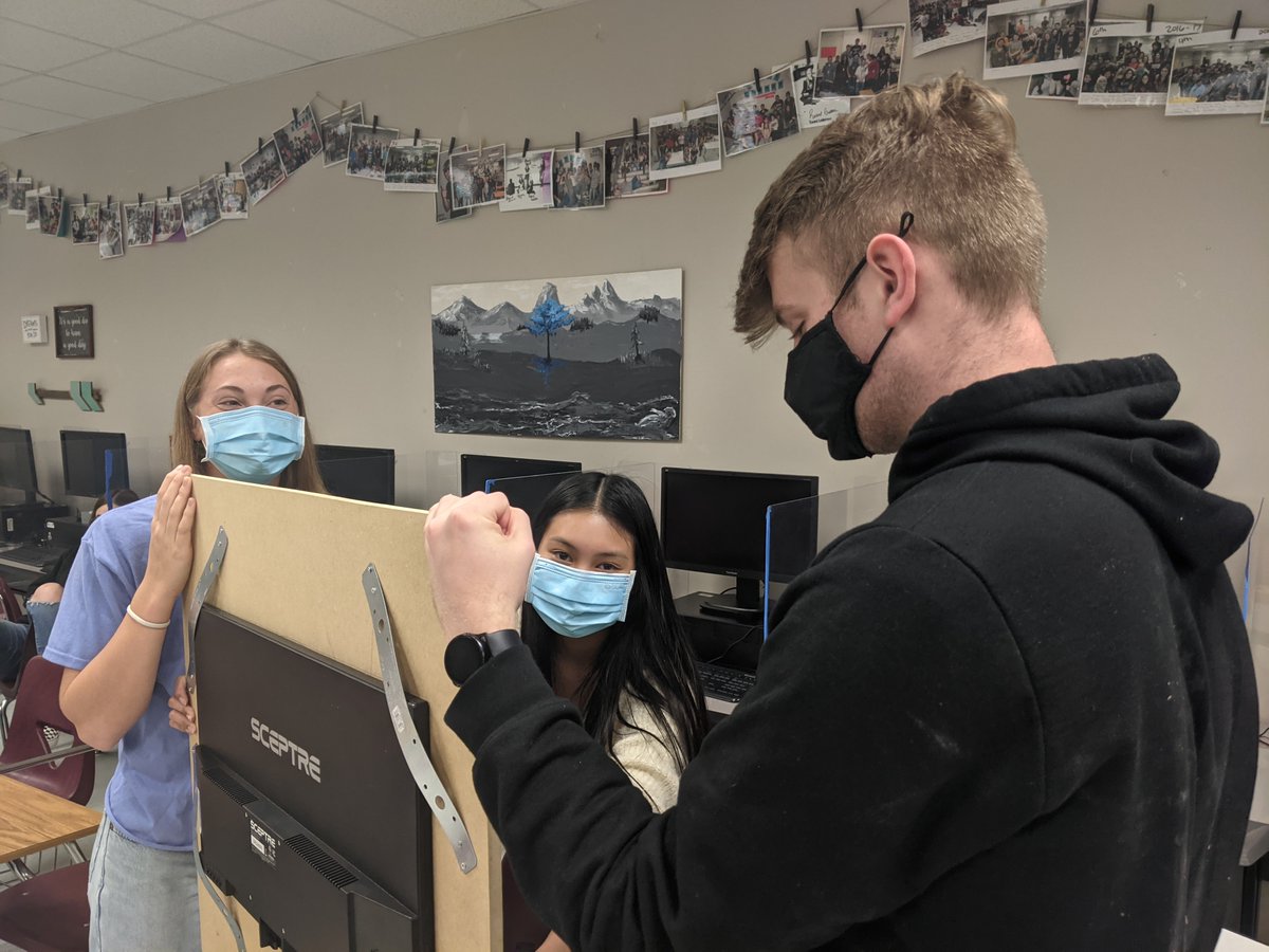 cs_deer's tweet photo. Our students have serious skills. Updates coming soon. 
#arcade #yearlongproject #projectbasedlearning #deerthatcode #deerparkhighschool #dpisd #godeer https://t.co/f2eFA9xTwG