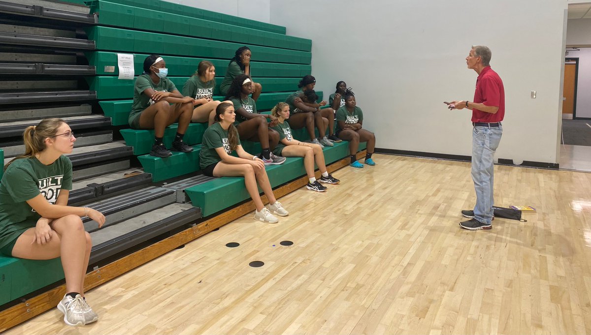 woodathleticsSC's tweet photo. Special Thank You goes out to 
@michaelknotts55 of 
@lowcountryfca for giving our volleyball team encouraging words! 🏐🙏🏽

“Be the thermostat not the thermometer. Control the temperature don’t just take the temperature” 🌡

 #TheWoodWay #WolverineVolleyball #LowcountryFCA https://t.co/TrKzGrk4eb