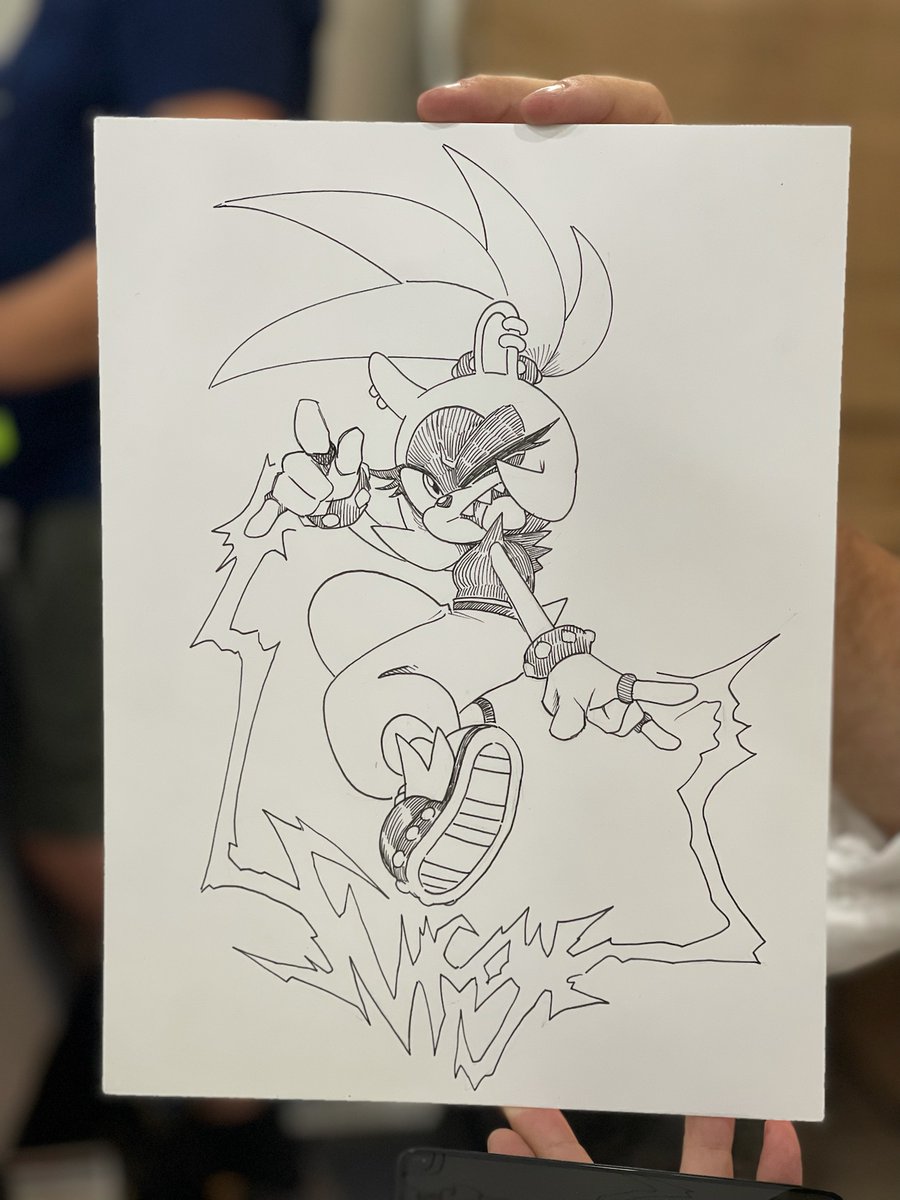 WOW! Things are moving fast at #NYCC2021 . So many #sonicthehedgehog commissions to do! Very proud of my first Surge here :)

Already running out of prints lol 