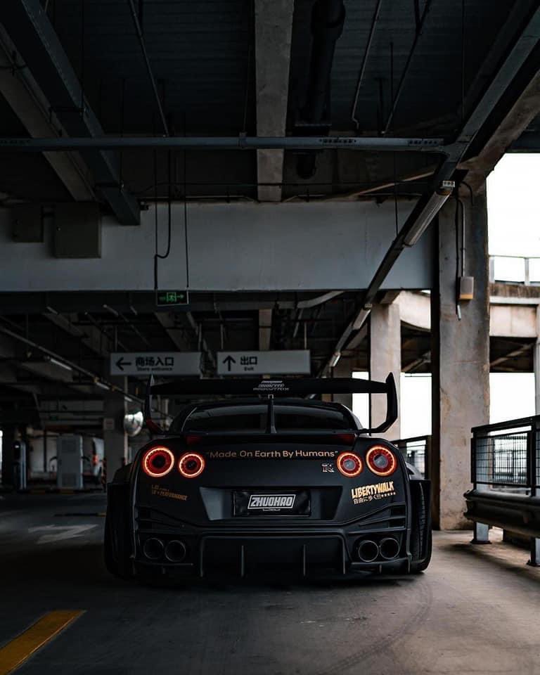 She got some curves on her 🥵