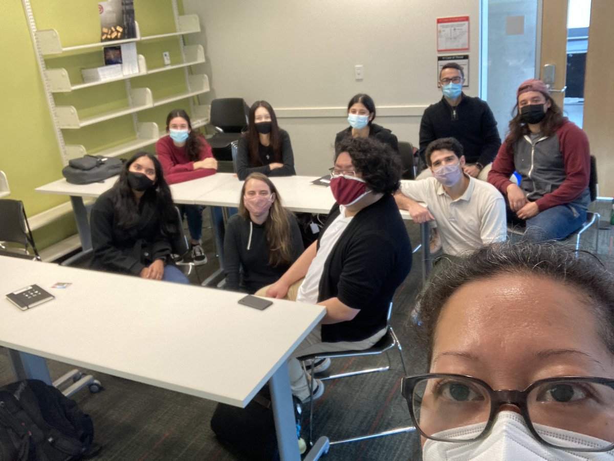 photopidge's tweet photo. Took @alexisheckley visiting @BrockUFMS @BrockUniversity to remember to take #GotandaLab picture! Alexis told us about her bat, guppy, and stickleback work! #NewPI https://t.co/jz6G4tgG0S