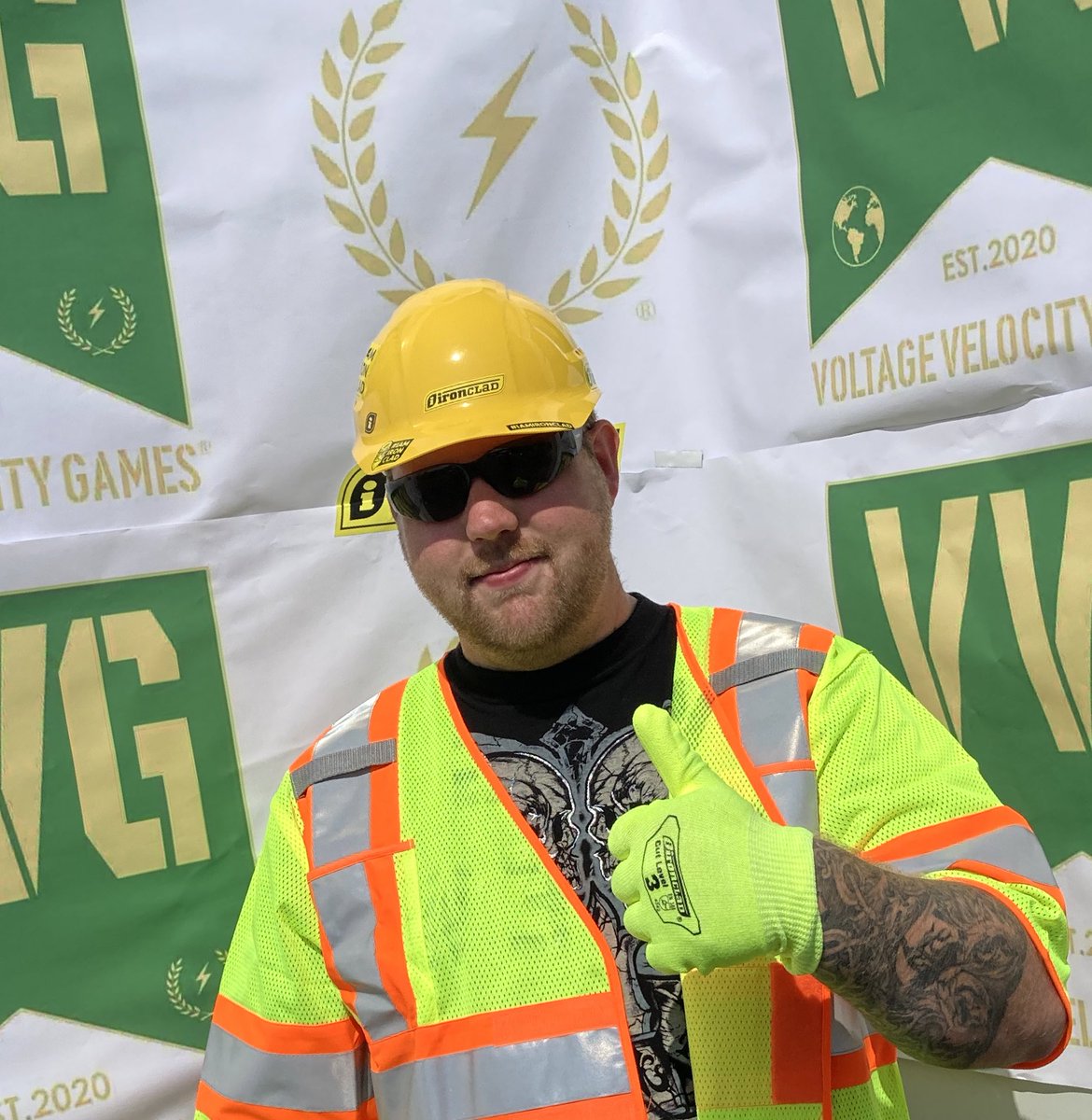VoltageVelocity's tweet photo. The @ProferredPro #safety #glasses are the choice of the @VoltageVelocity #crew ⚡️🏁 https://t.co/k5RB30VOUv