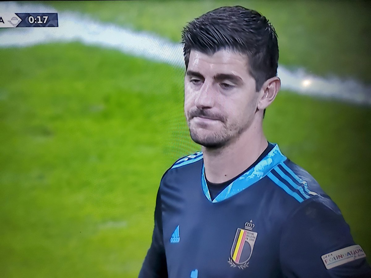 PiedsCarres's tweet photo. À JAMAIS DANS L'HISTOIRE 😭😭😭😭😭😭😭 #BELFRA https://t.co/j9H167QvT9