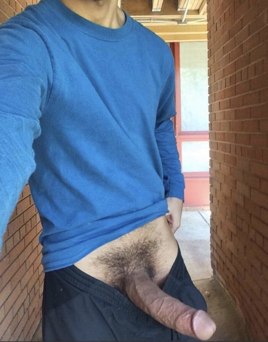 ericmurillo51's tweet photo. Quien Quiere Mis 25CM https://t.co/6i0fqSo8r1