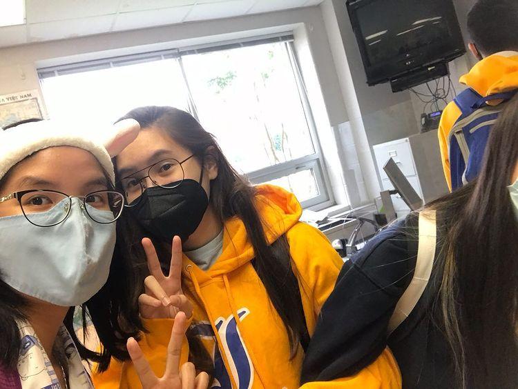 natsophblck's tweet photo. pajama day #lancerspirit23 https://t.co/e1uv7uQYMC