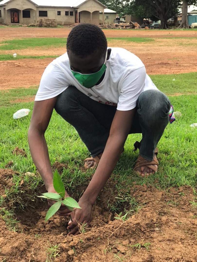 Recognizing Ghana’s commitment to regional &amp; international protocols on environment &amp; climate change demonstrated through #GreenGhanaProject how do we involve Ghana's youth to take actions beyond #GreenGhanaDay to alleviate effects of climate change? #YouthMatter #LetsGoPlanting