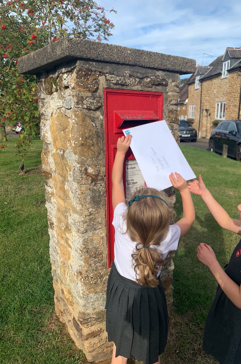 MiltonParo's tweet image. Delapre class decided to write to the Lions in London as part of their learning all about our capital city. A very kind family then posted the letter for us. #EYFSwriting #inspiringcurriculum