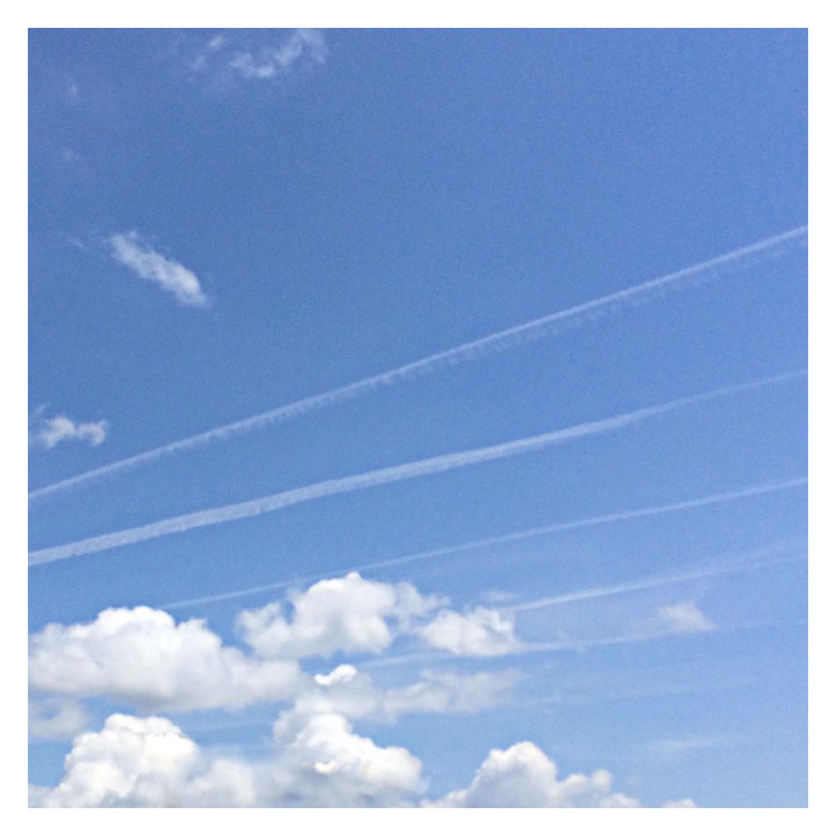 MLOdotArt's tweet photo. Cloud photo of the day
Tag me in your cloud photos or use the hashtag #mloart, and I might draw yours.
#cloud #collector #photography https://t.co/s4MLeh5Bfc