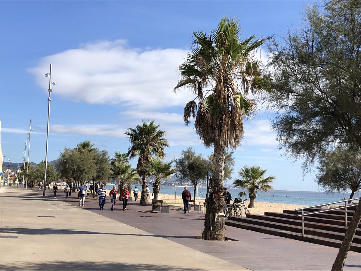 JillMWarren's tweet photo. Checking out the newly signed #EuroVelo8 #MedCycleRoute along the coast near Barcelona with enthusiastic fellow #EuroVeloConference2021 attendees 🚲❤️☀️ https://t.co/GjKzENXeUn