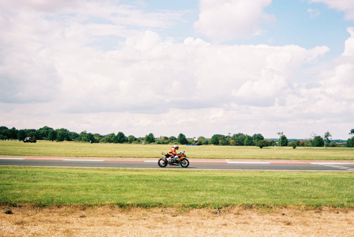 WeAreFluential's tweet photo. A wonderful day with @bikesure, @carlfogarty and @usernamekate_ captured on film 📷 https://t.co/C3LqUYxF71