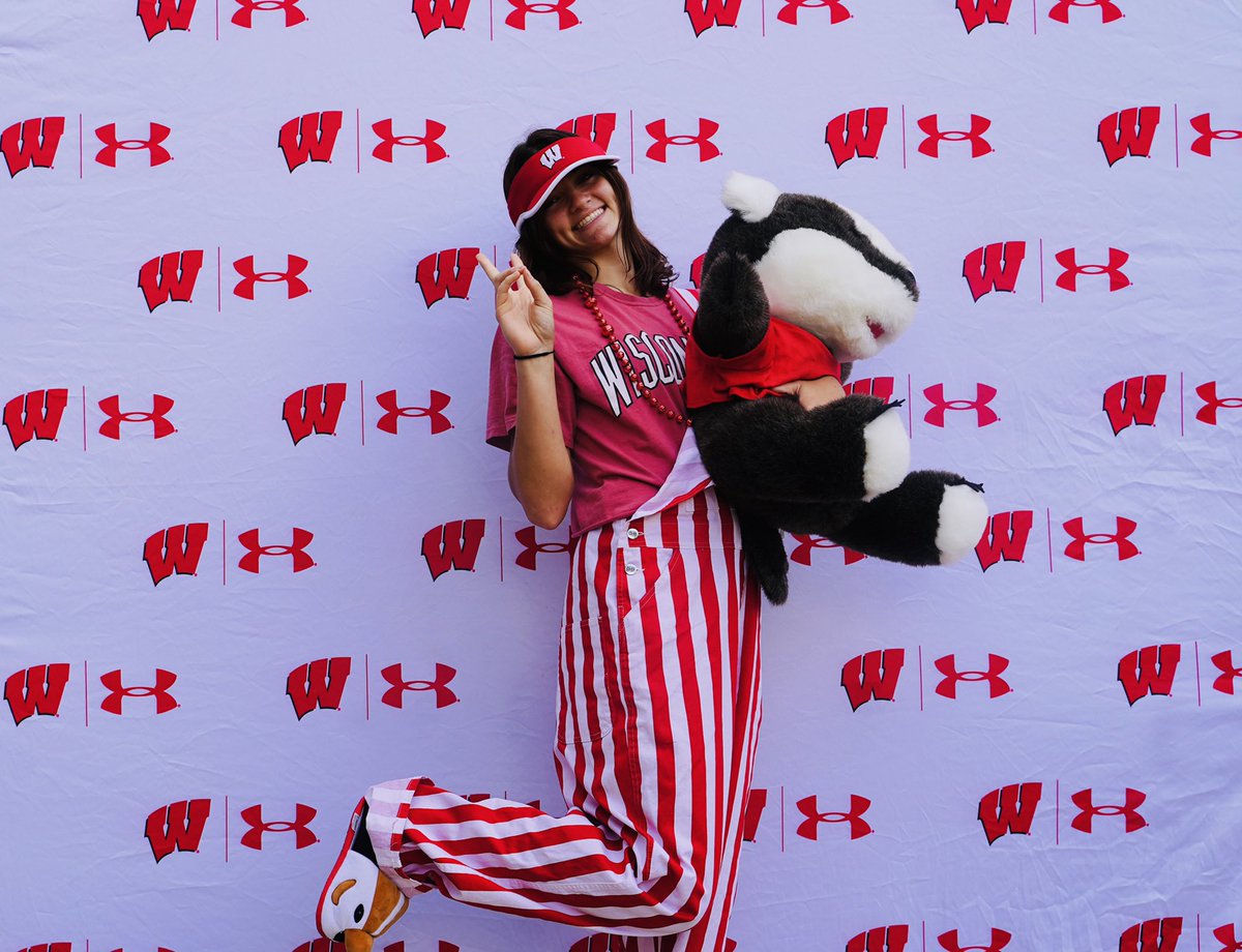 My official visit was amazing!!! Couldn’t have asked for a better group to do it with!! Thank you and I can’t wait to be back🤍❤️<a href="/BadgerWBB/">Wisconsin Women’s Basketball</a>