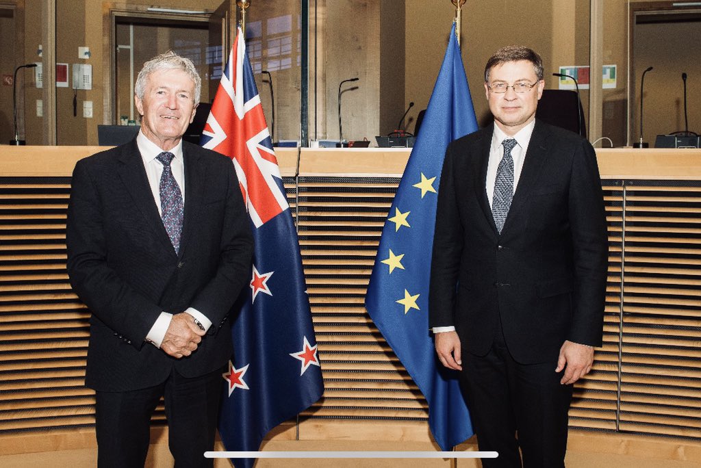 Very pleased to meet again with @EU_Commission Executive Vice-President @VDombrovskis in Brussels today. New Zealand is a like-minded partner of Europe and I emphasised our desire to conclude our ambitious #EUNZFTA negotiations as soon as possible. 🇳🇿🤝🇪🇺 #NZCloseToEU @NZinEU