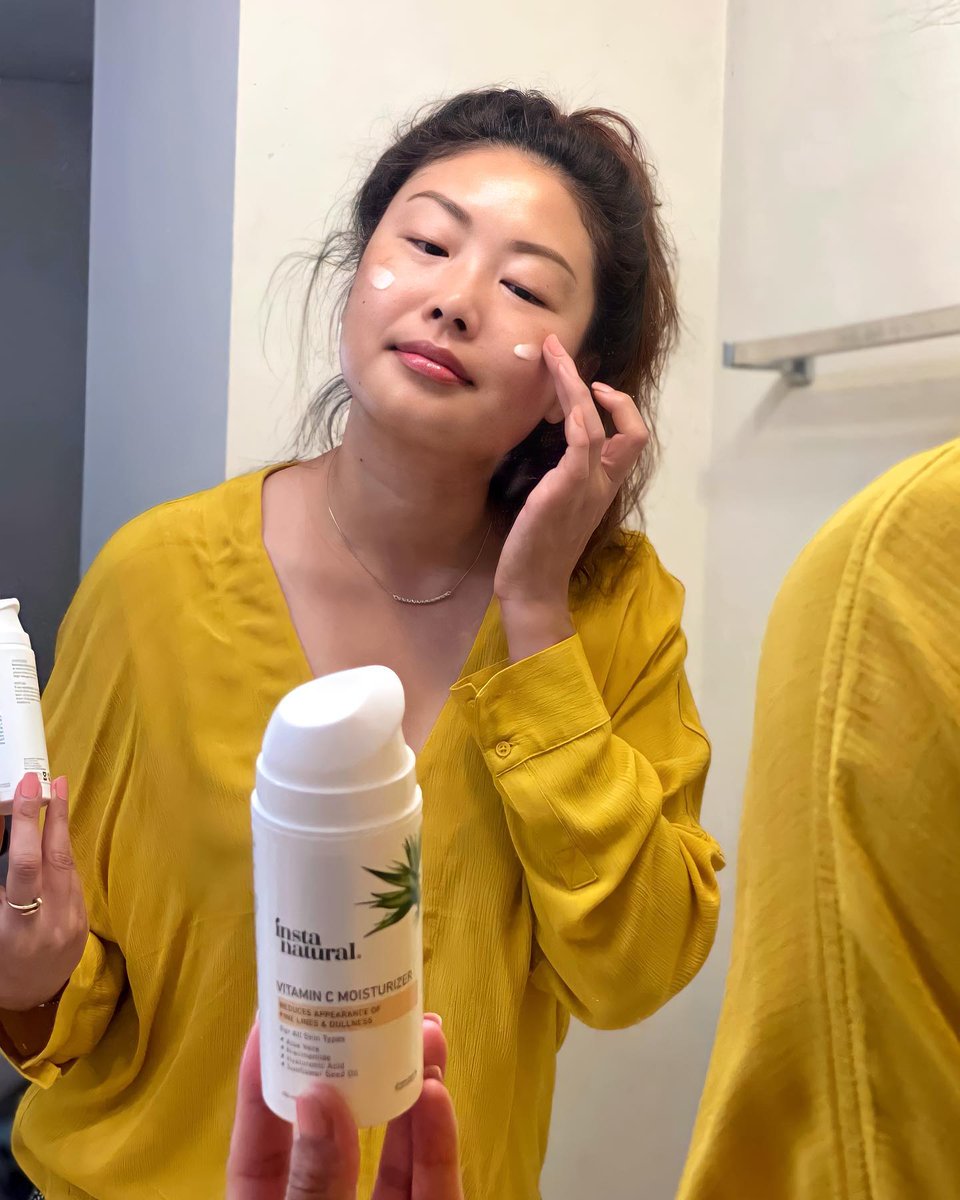 NATURAL BEAUTIES 😍

Thank you to all of our amazing customers and fans. It's because of you that we're able to continue to develop innovative new products &amp; initiatives with you in mind! 💚

📸 #MyInstanatural by <a href="/_christi99/">Christina Maria Rodriguez</a> <a href="/cathy__rose/">CathyRose</a> @susie_truett_ &amp; <a href="/_mick_e/">Mick Everts'</a>