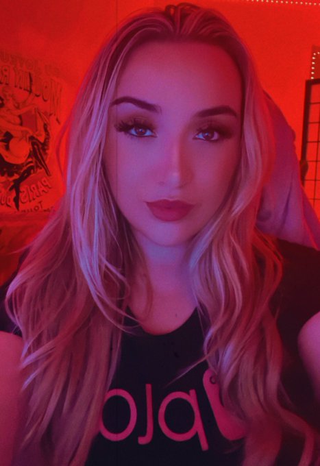 I&rsquo;ll be playing #FarCry6  on @eplay_official come watch me and vibe me while I game ;) https://t.co/5q3t6NOxEd<a href="/tag/farcry6"class="tags">#FarCry6</a><a class="tags" target="_blank" title="On Twitter" href="/?out=eyJ0eXAiOiJKV1QiLCJhbGciOiJIUzUxMiJ9.eyJpYXQiOjE3MjM4OTk0MjAsImlzcyI6InR3cG9ybnN0YXJzLmNvbSIsIm5iZiI6MTcyMzg5OTQyMCwiZXhwIjoxNzU1NDM1NDIwLCJyZWRpcmVjdF91cmwiOiJodHRwczovL3R3aXR0ZXIuY29tL2VwbGF5X29mZmljaWFsIn0.IG9JXnbRehSEUXXoQLEcFjIPb7k0lrJwoAzwpsrgu3MVz4rAdODZduwsNWtGS-aI-UReBmPy5CaEC_zIX8Zvjw">@eplay_official</a>