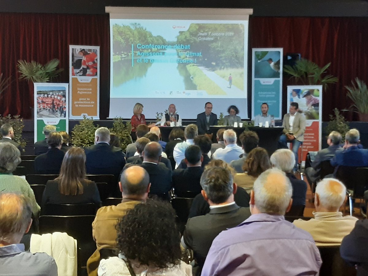 DelcrosAnne's tweet photo. Une assistance nombreuse et attentive à la conférence pour le #climat &amp; le bassin #Garonne
"C’est Ensemble que nous trouverons les réponses les mieux adaptées et fondées sur la nature" @Veolia @BRGM_fr @Adour_Garonne #aquaponie #louisbodin #réutilisation @tarnetgaronne82 https://t.co/hYrzBIwI7p