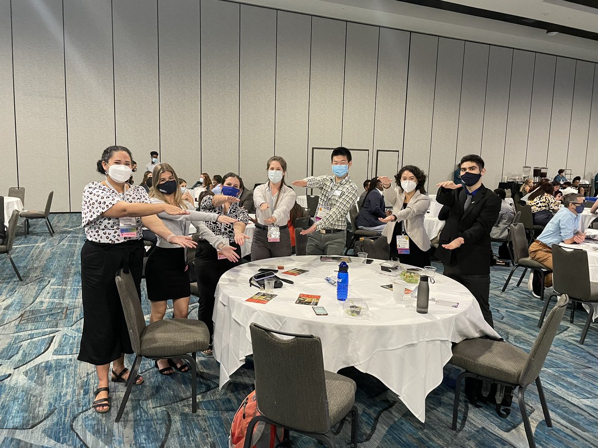 stevenroblesbme's tweet photo. Thank you @AnaMaPorras for hosting the Luncheon celebrating minorities @BMESociety #BMES2021 #UFBME @UFBME #GoGators https://t.co/xw1gKRpcwQ
