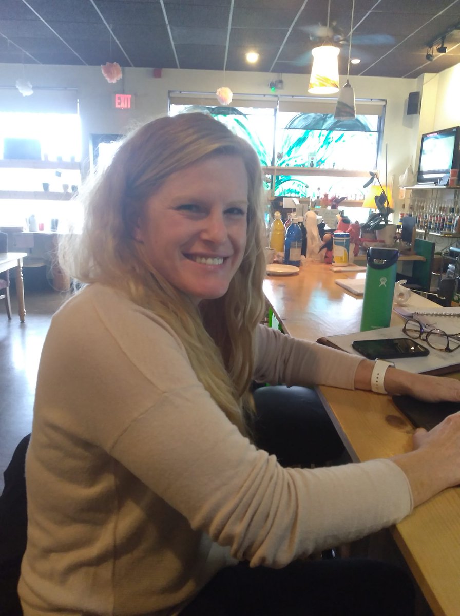 JoePrindle1's tweet photo. Please help me welcome Lauren to my team; She'll be doing transaction coordination while she finishes her IL &amp; WI license!
#homesmartconnect #homes #houses #realestate #realtor #thursday #thursdaymood #thursdayfeeling #thursdayvibes #thursdaythoughts https://t.co/nb6MRvrWBA
