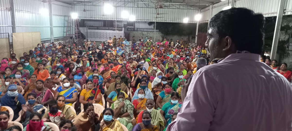 Babafasiuddin's tweet photo. బొరబండ డివిజన్ లో అక్టోబర్ 9న జరగనున్న బతుకమ్మ పండుగ సంబరాలకు సంబంధించి డివిజన్ అక్క చెల్లెమ్మలతో బతుకమ్మ పండుగ సన్నాహాక సమావేశం. https://t.co/dVclcQ2WVM