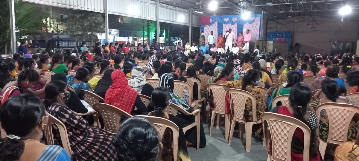 Babafasiuddin's tweet photo. బొరబండ డివిజన్ లో అక్టోబర్ 9న జరగనున్న బతుకమ్మ పండుగ సంబరాలకు సంబంధించి డివిజన్ అక్క చెల్లెమ్మలతో బతుకమ్మ పండుగ సన్నాహాక సమావేశం. https://t.co/dVclcQ2WVM