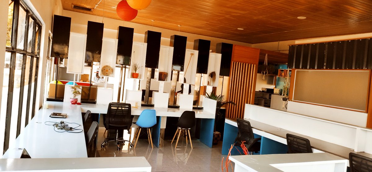 CasaWira's tweet photo. Forget all the hustles of setting up an office: searching, buying furniture, getting permits &amp; even that annoying real estate agent with never ending viewing fees 🤣🤣🤣

At CasaWira, Nyeri, you just walk in, pick a desk and get down to work. No booking. No contracts. 0115 816606 https://t.co/rHGl5sG9z5