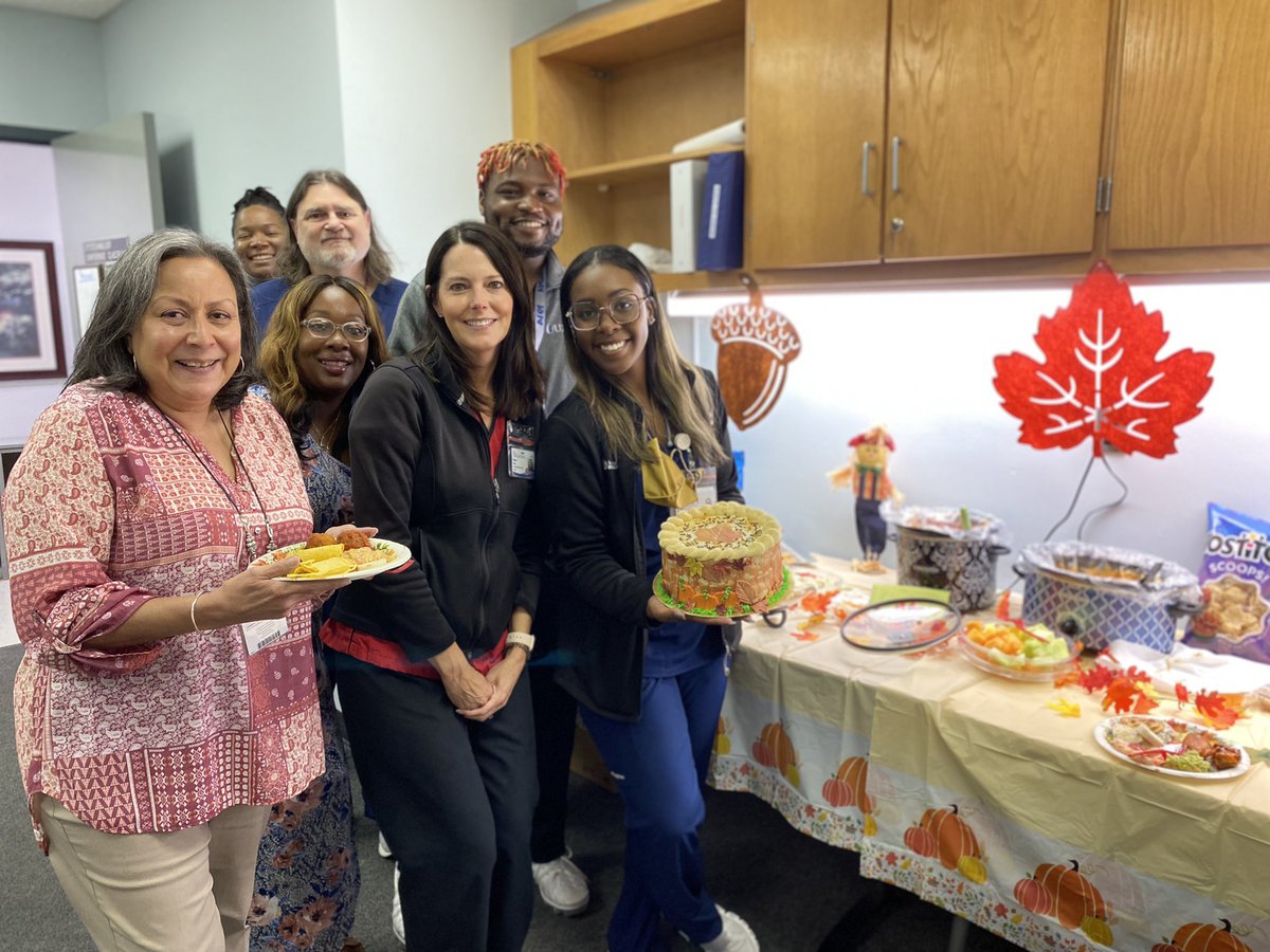 VarshaManuchaMD's tweet photo. Celebrating fall y’all
with our outstanding #cytology staff & awesome #cytotechs @UMMC_Pathology
@TimAllenMDJD
@israhkhan you are missed ❤️ https://t.co/7wtcQc9xCh