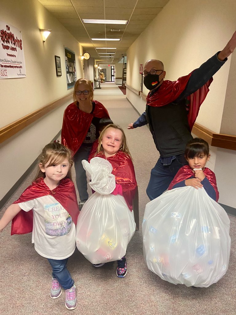 NWOSU_EDUCATION's tweet photo. CORE sponsor Dr. Mackie along with Candace Brown and PreK volunteers are recycling this morning!! https://t.co/X702apVE8i