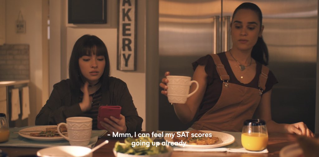 one of us is lying no context (@lyingnocontext) on Twitter photo 