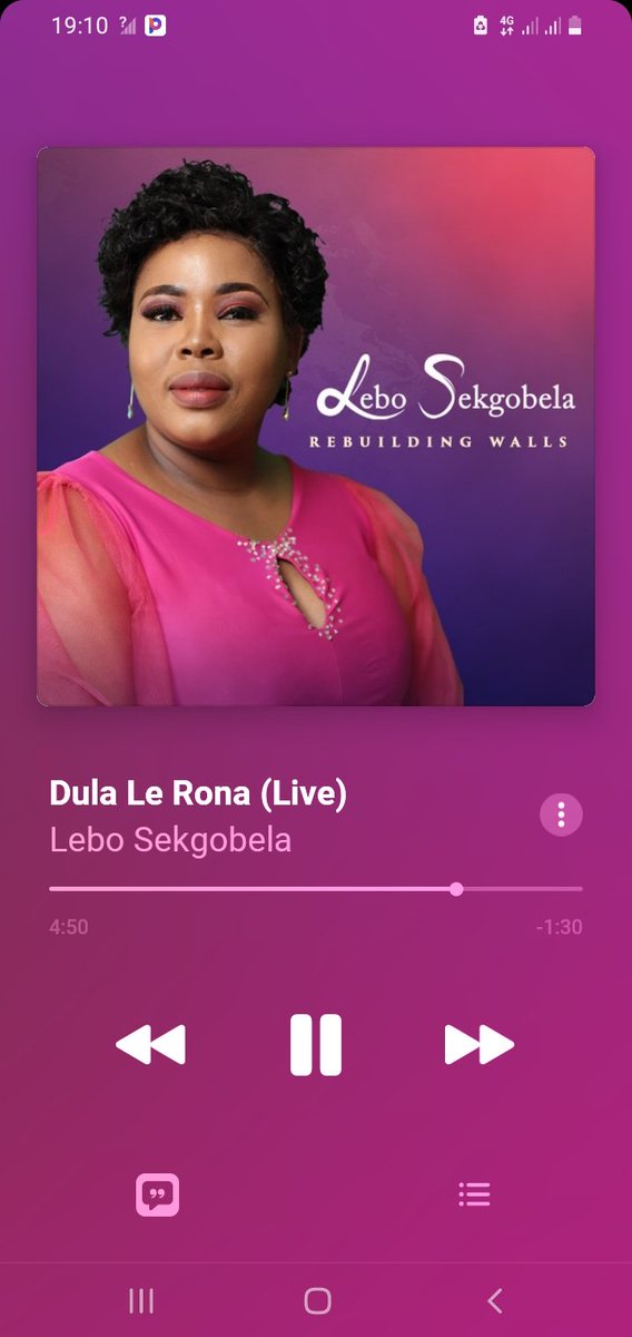 bofelo_kef's tweet photo. When @Lebo_Sekgobela said "go di tlwaela re a sitwa" I felt it in my bones 😭😭😭😭. This woman of God is a powerhouse https://t.co/0mTGONG23a