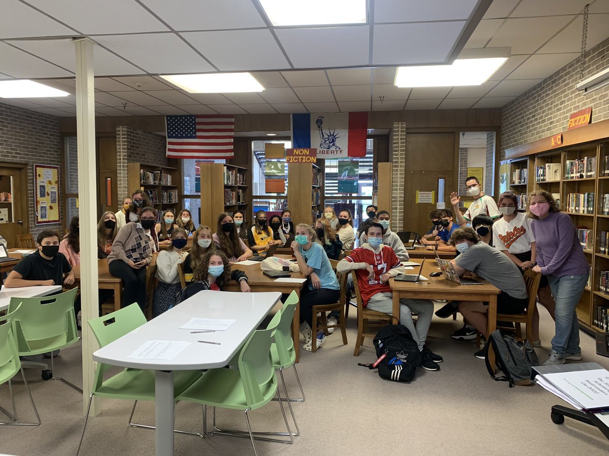 BrunswickNEHS's tweet photo. Great first meeting today NEHS! So nice to see so many new members!See the meeting notes on schoology for meeting information. https://t.co/HweHFghm6C