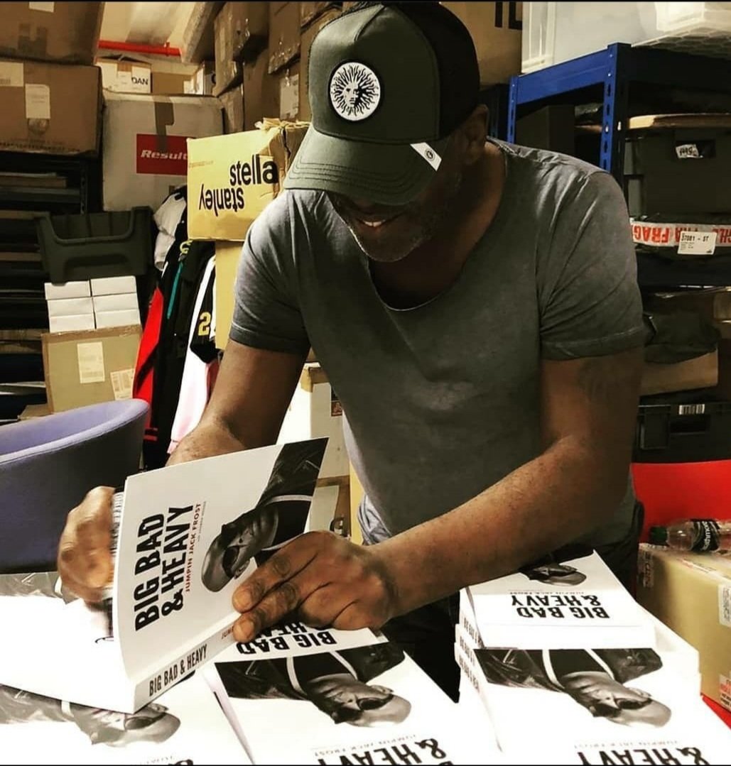 djjjfrost's tweet photo. My book BIG BAD AND HEAVY is back in stock available in paperback  

https://t.co/nYsKinvceg https://t.co/JTaS5mq102